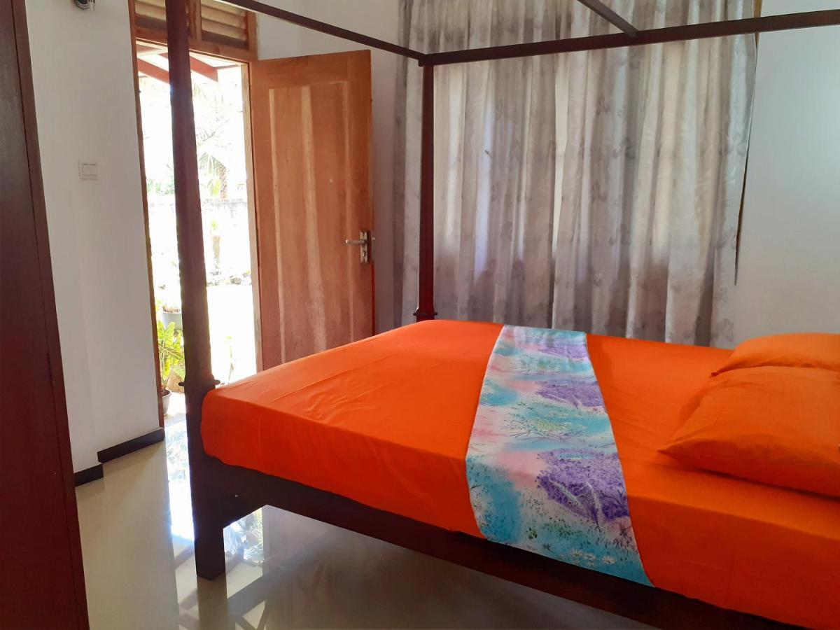 Om Villa Hikkaduwa Εξωτερικό φωτογραφία